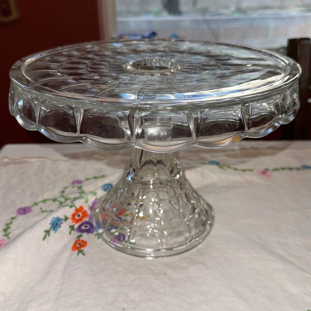 Vintage Indiana Glass 10” Round Constellation Cake Stand With Rum Well